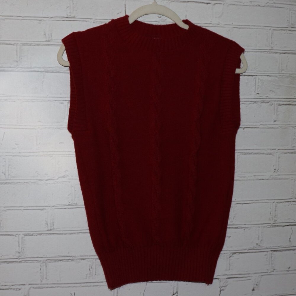 Vintage Red Garan Preppy sweater vest cable knit Size Medium